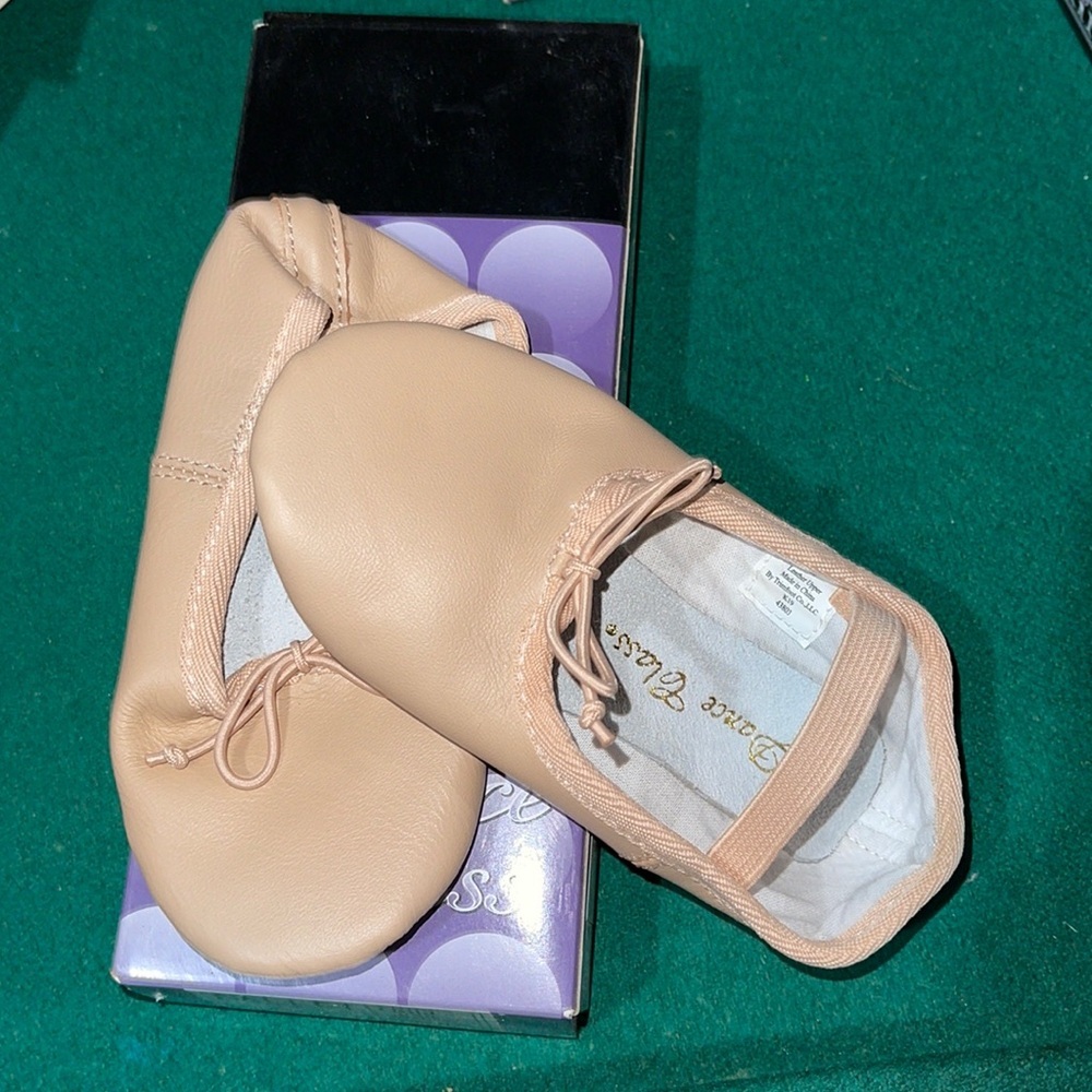 New Dance Class kid’s pink leather ballet shoes